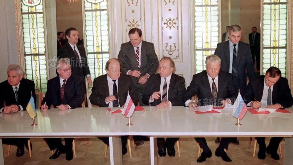 白俄罗斯风景迷人,美女是战略资源,矿用车世界第一,对我国免签