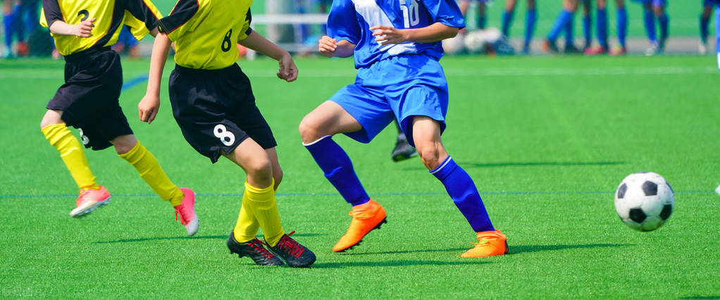 给中国足球带来什么,足球不只是一项运动更是一种精神