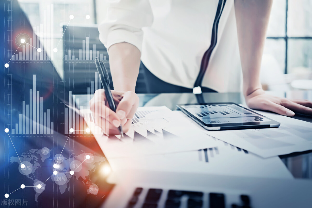 a股午评沪指微跌半导体板块爆发,深度午评a股指数