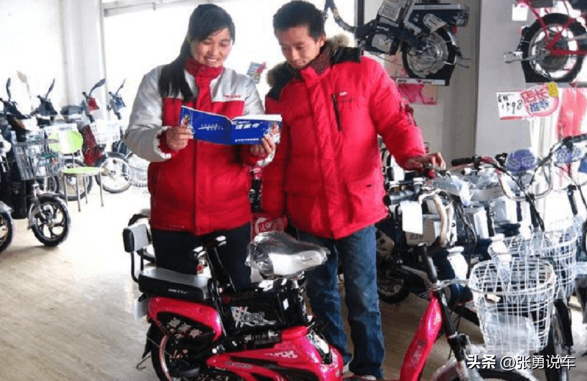 电动车电瓶以旧换新的真相,旧三轮车电瓶以旧换新的猫腻