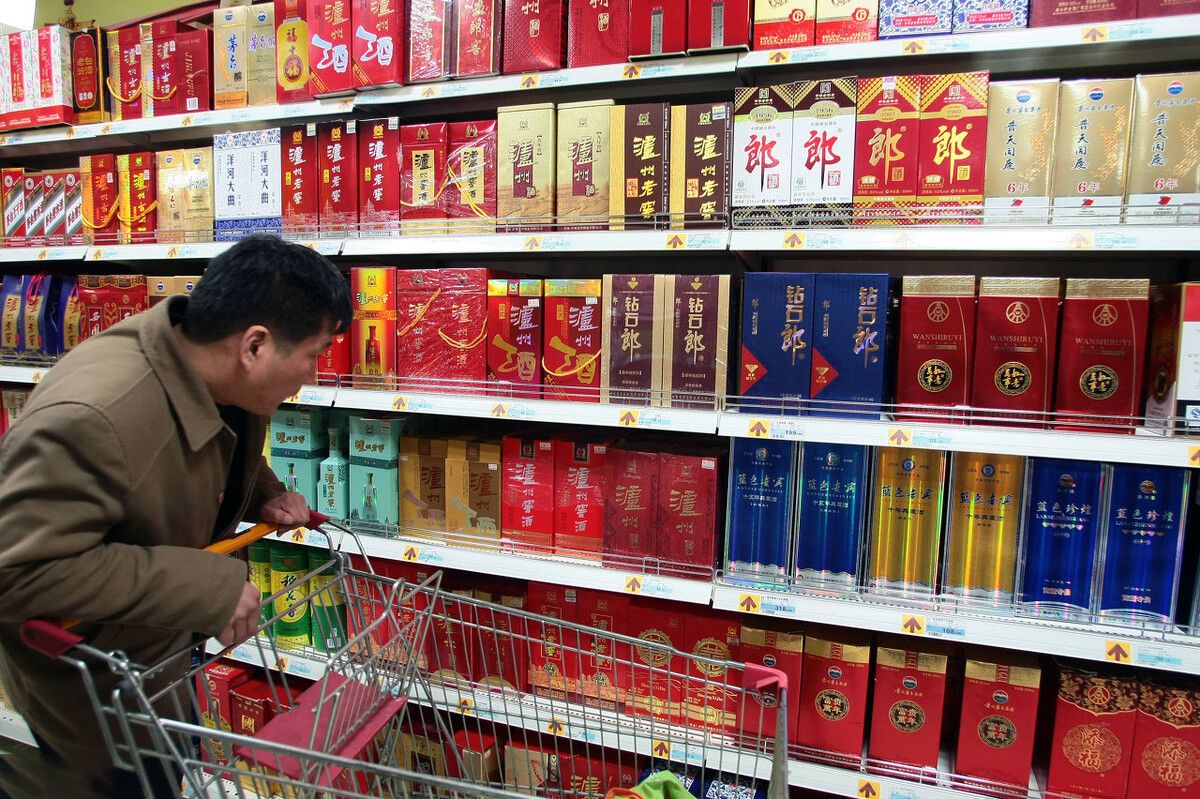 53度坤沙酱香酒平价,平价酱香酒厂前十名