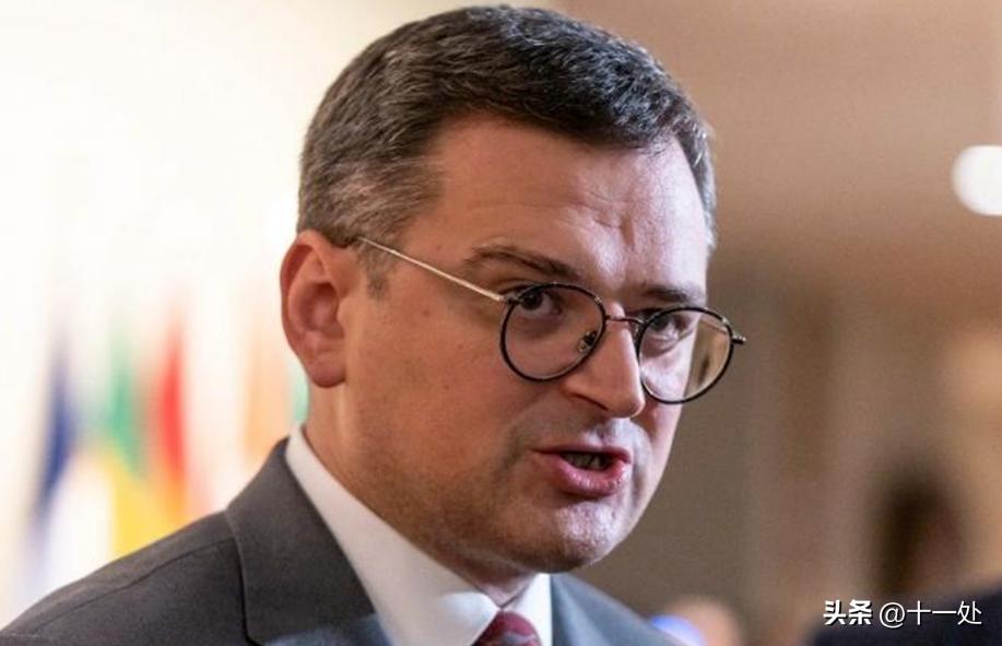 俄罗斯终于回过味来了,俄方不愿收印度卢比,乌军又陈兵德左附近