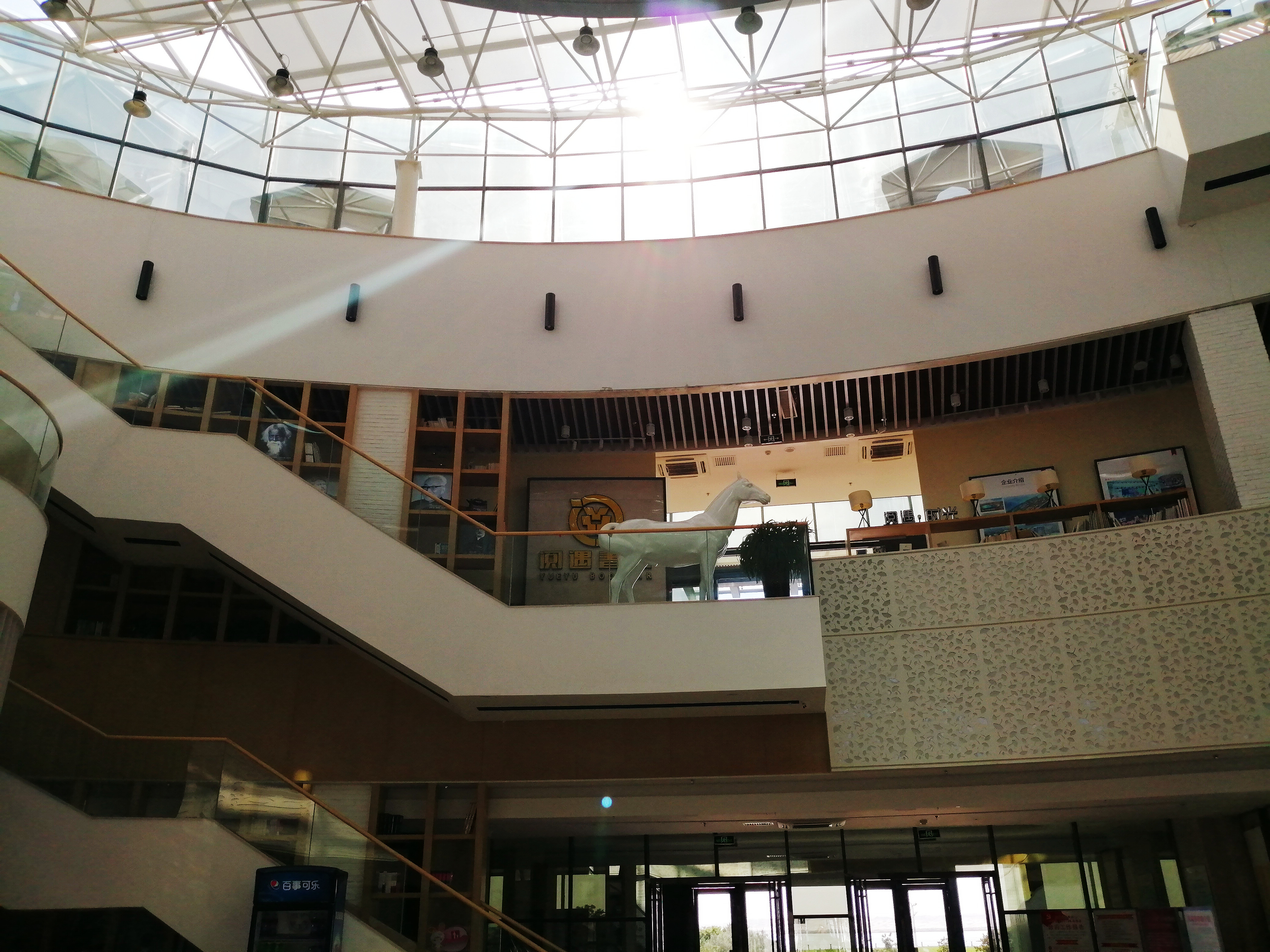 乌海沙漠之旅,时光流逝的城市记忆乌海