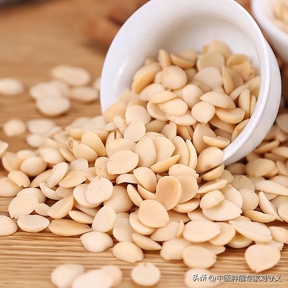 每天认识一味中药桃仁,桃仁具有活血祛瘀