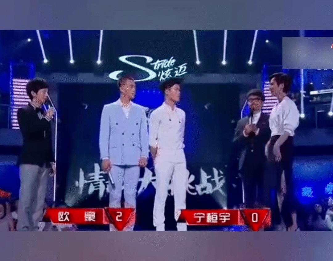 斯琴高娃袁立海清模仿秀,袁立斯琴高娃海清