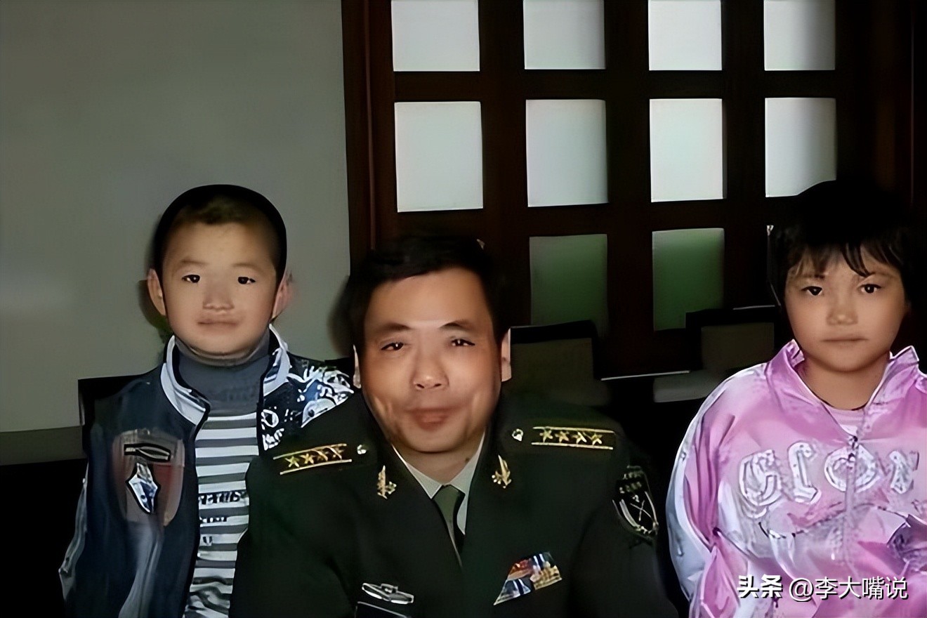 内蒙6岁天才女孩特招入伍,蒙古6岁女孩破格入伍