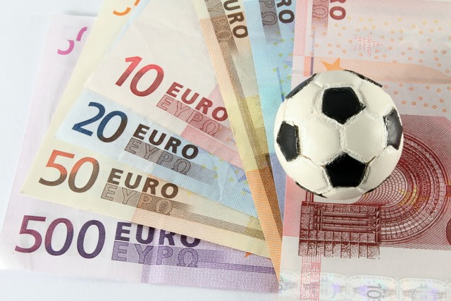 90后赌博半年输光3000余万,赌博输得倾家荡产的真实案例