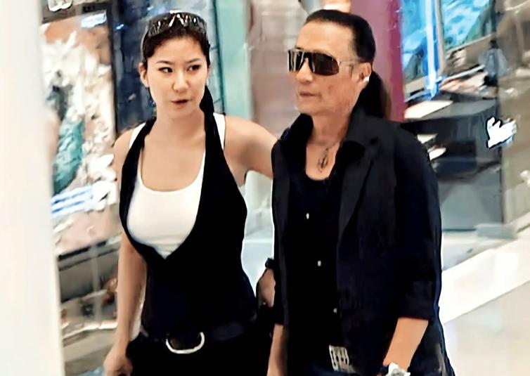 港媒爆料谢贤,谢贤曝光谢霆锋感情现状