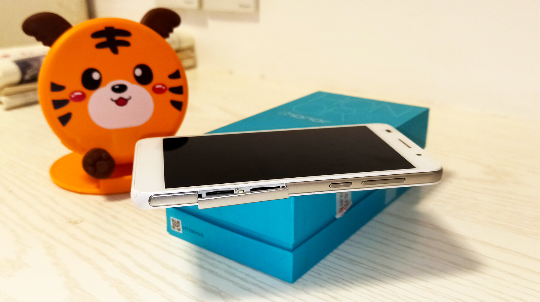 荣耀6经典老款,老人荣耀二手机推荐