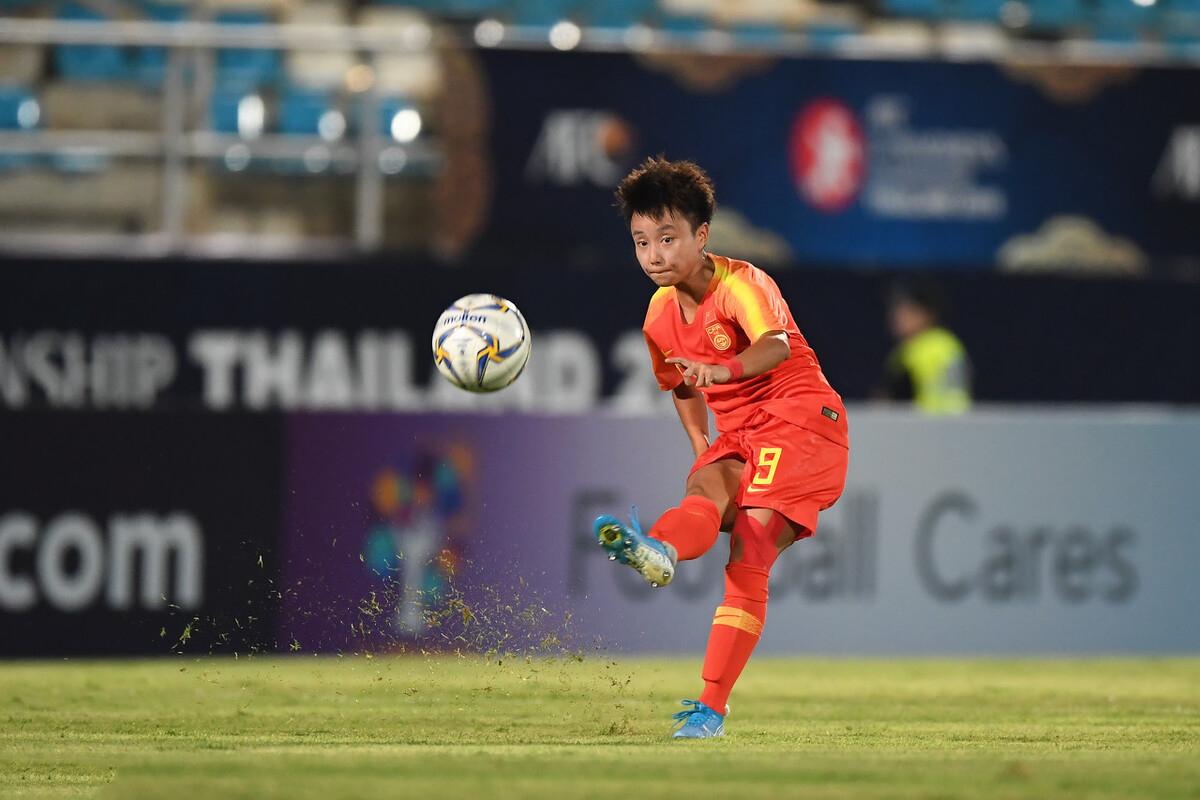 女足王霜或再度留洋,女足梅西王霜