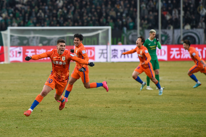 泰山队出征青岛西海岸,青岛海牛鲁能泰山介绍首发球员