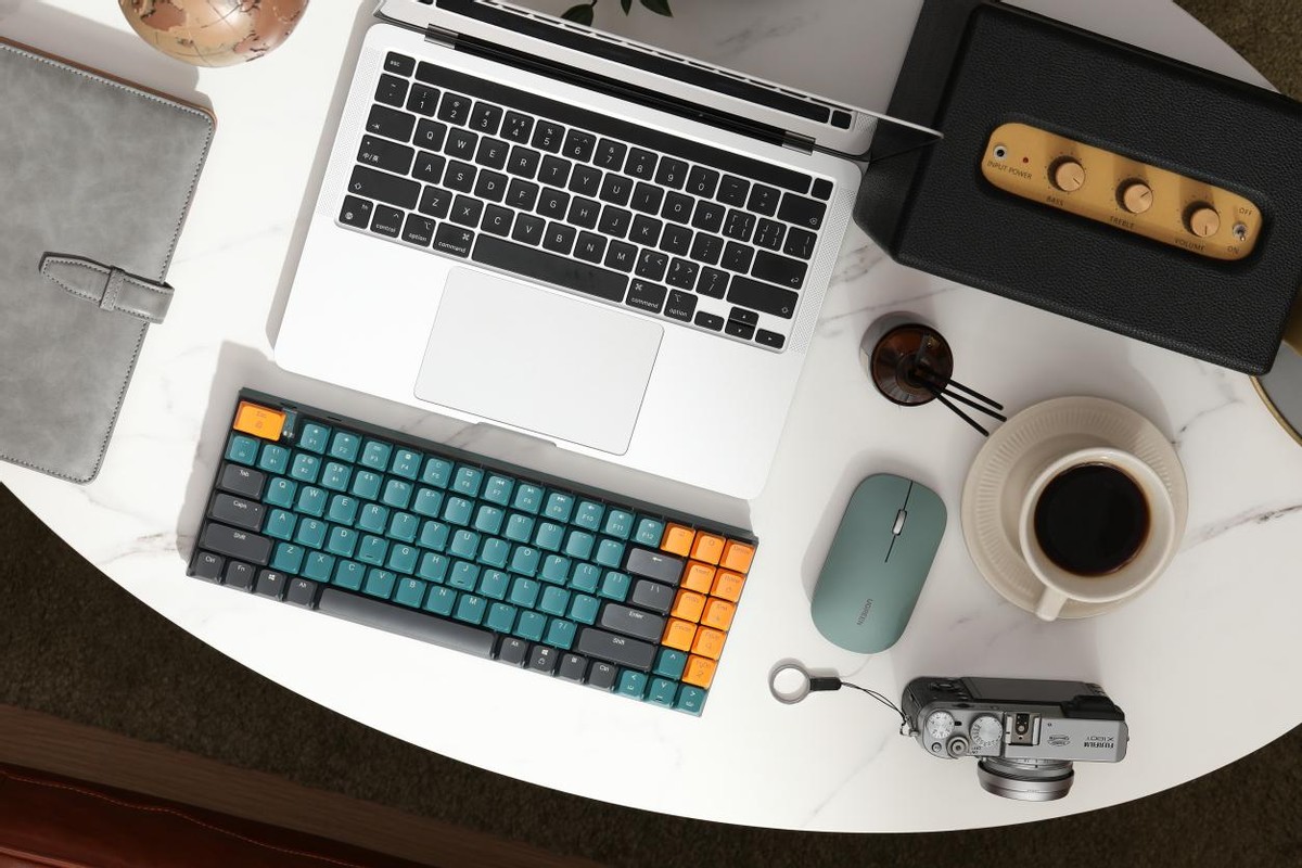 推荐一款新手使用的青轴机械键盘,青轴双模式机械键盘推荐