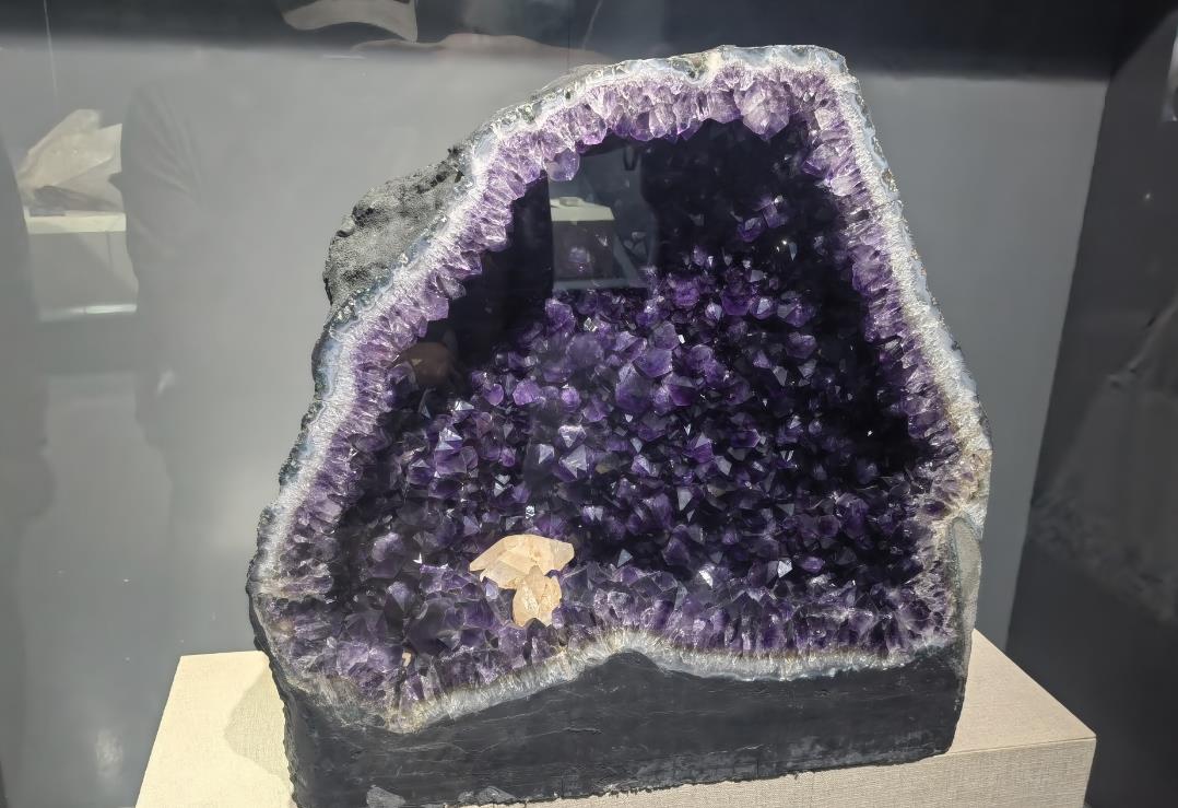 不久前，我造访了连云港的东海县。之前只知道这里被誉...