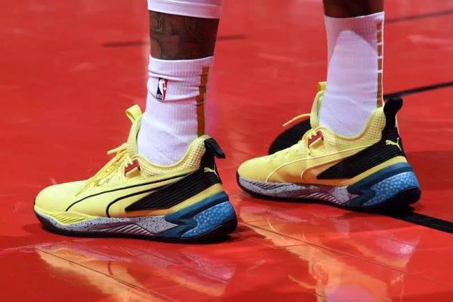 球鞋故事分享黑红,球鞋的故事