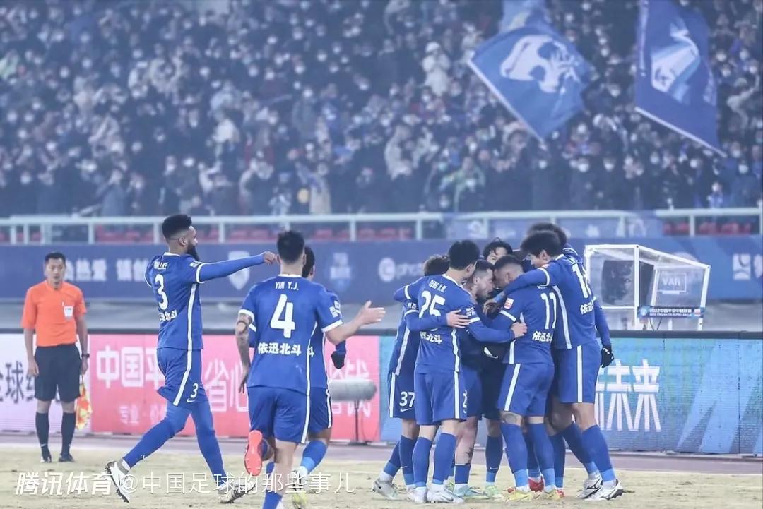 中超英超最新比赛,恒大中超八冠王