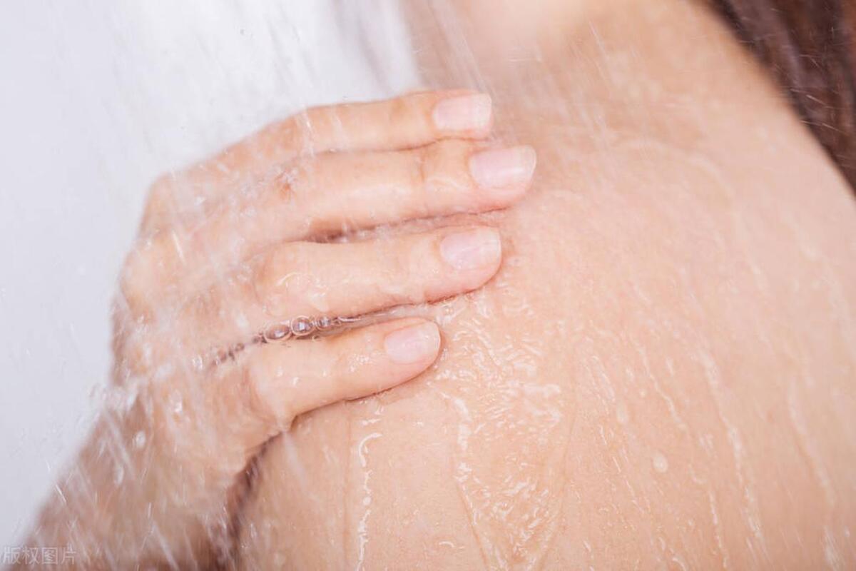 “外阴癌”都是拖出来的？医生：出现3种异常信号，要引起注意