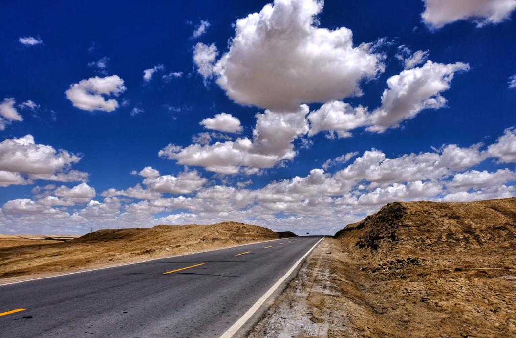 中国版的“66号公路”，沿途没有人烟，入选“中国最美公路”榜单