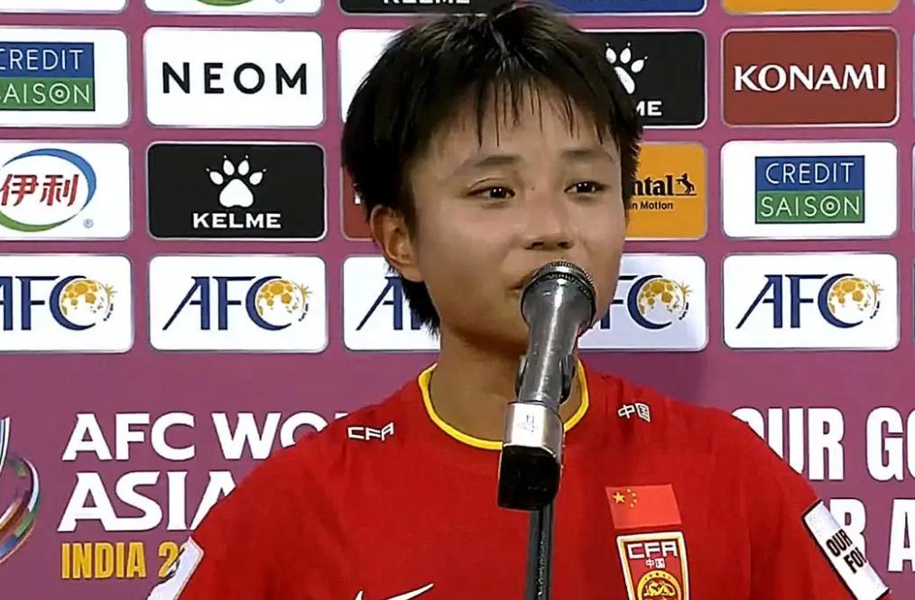 女足张琳艳过人,中国女足张琳艳头球图片