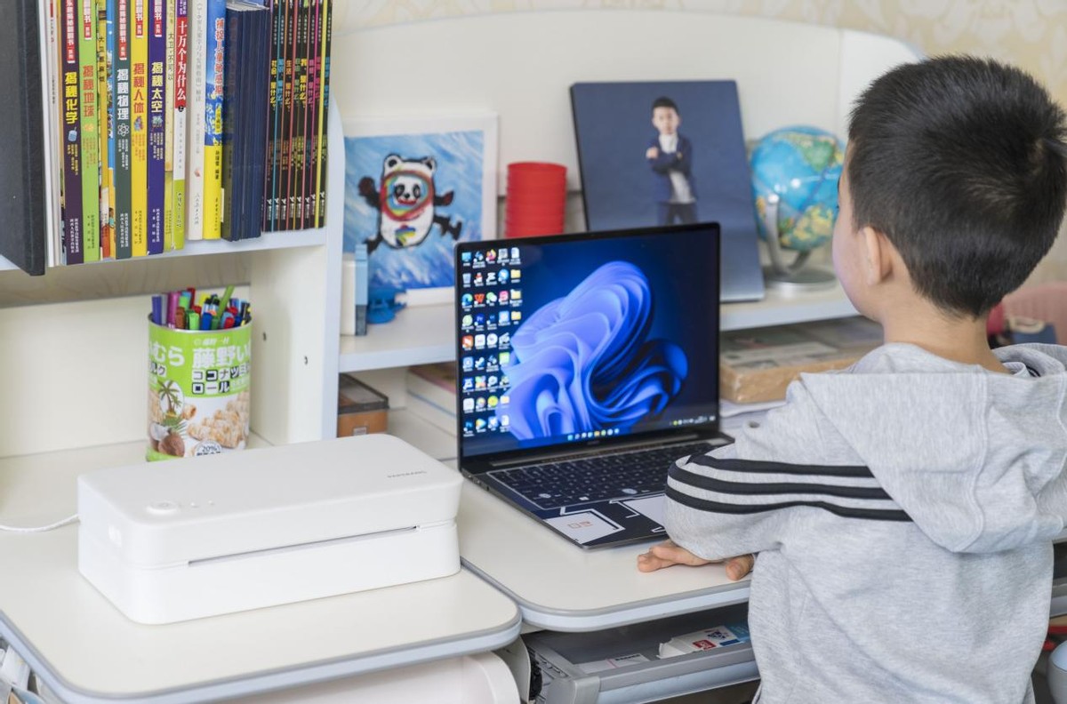 只有传统打印机三分之一体积简单易用的学习打印机：喵喵机体验