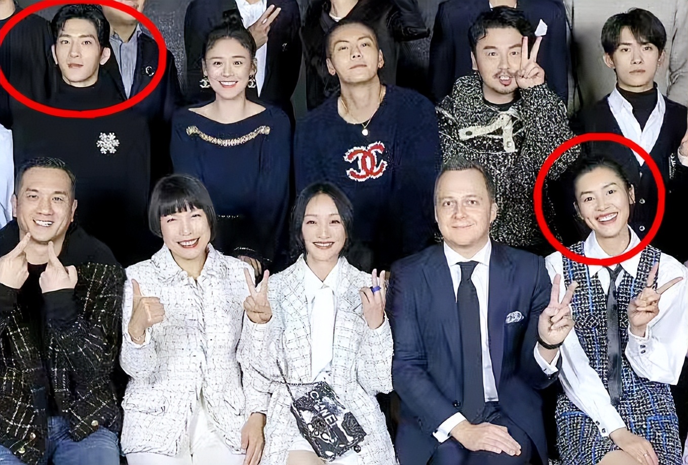 路人声称夜跑偶遇井柏然刘雯，猜测两人在一起，网友挖出更多巧合