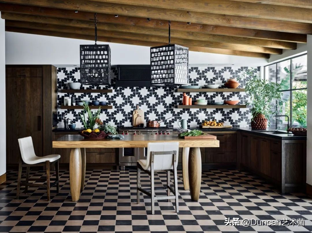 西雅图LucasInterior古朴隐逸的度假住宅