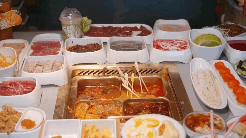 来成都必吃的火锅辣到极点,成都美食攻略十大必吃火锅排行榜