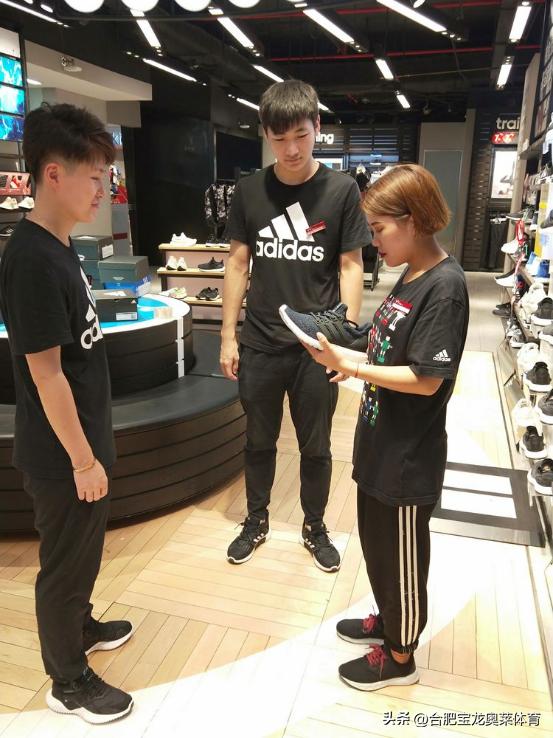 连云港阿迪折扣店加盟,山东如何加盟阿迪折扣店