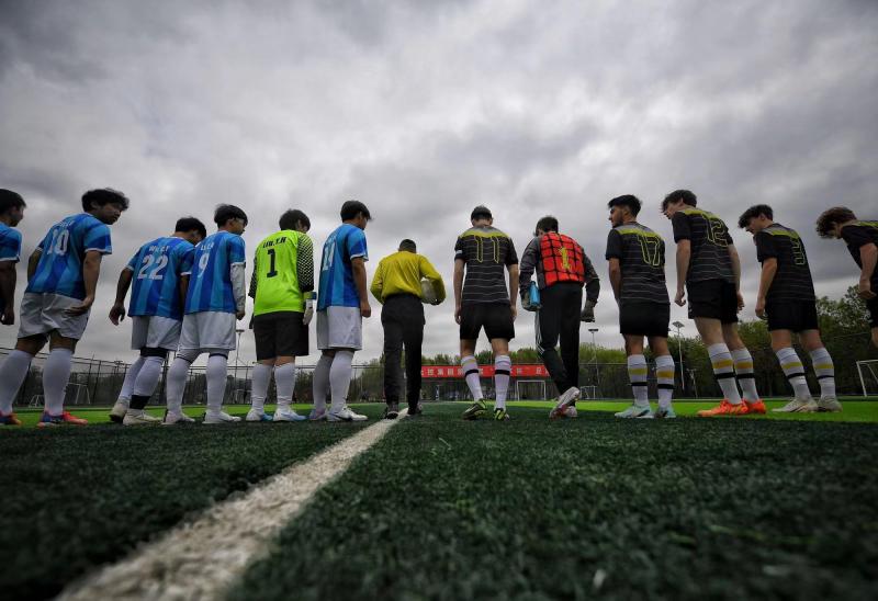 一个高中生办了7年足球赛：为同龄人搭舞台