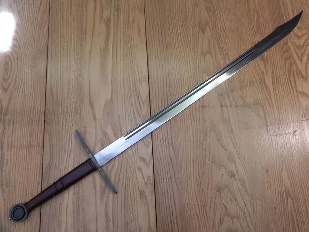 职业拳击手跟普通人打架,职业拳击手被混混打死