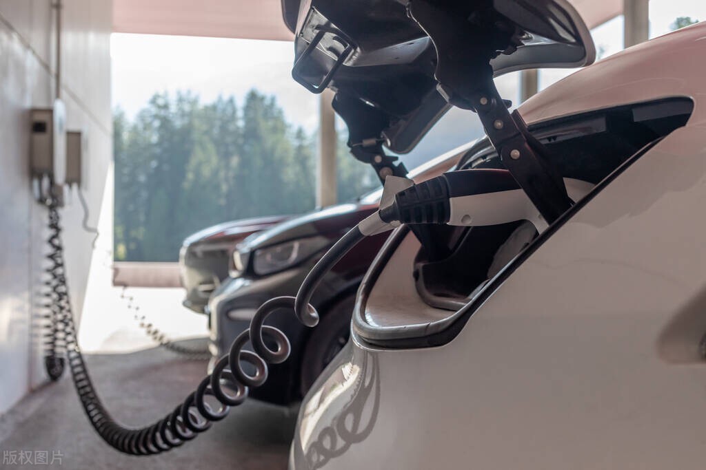 电动汽车市场为什么充电桩低迷,obc车载充电机市场份额排名