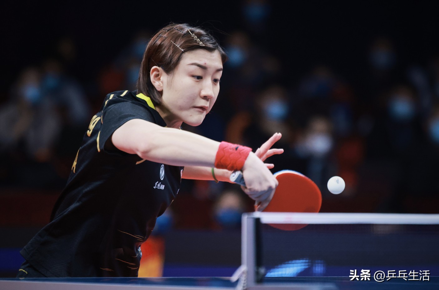 孙颖莎陈梦底板配置,孙颖莎陈梦正手攻球谁更准确