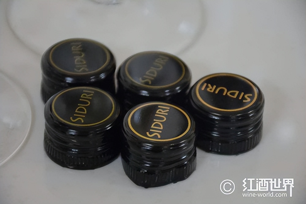 传统与创新的碰撞融合,传统与新潮的碰撞美食