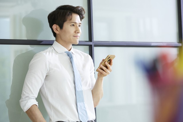 我给儿子买汽车，带孙子，最后我把房子给了女儿，在女儿家养老