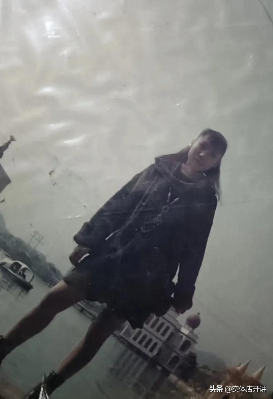 我，70后温州单身阿姨，19岁独自外出开店，两个男人花光我两百万