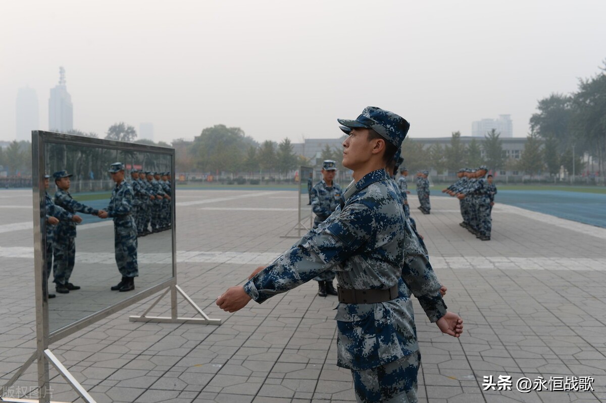 朋友当兵，送什么礼物比较好？这个答案要周知