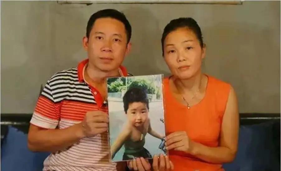 杀亲生儿女案件判决结果,杀子案真实案例