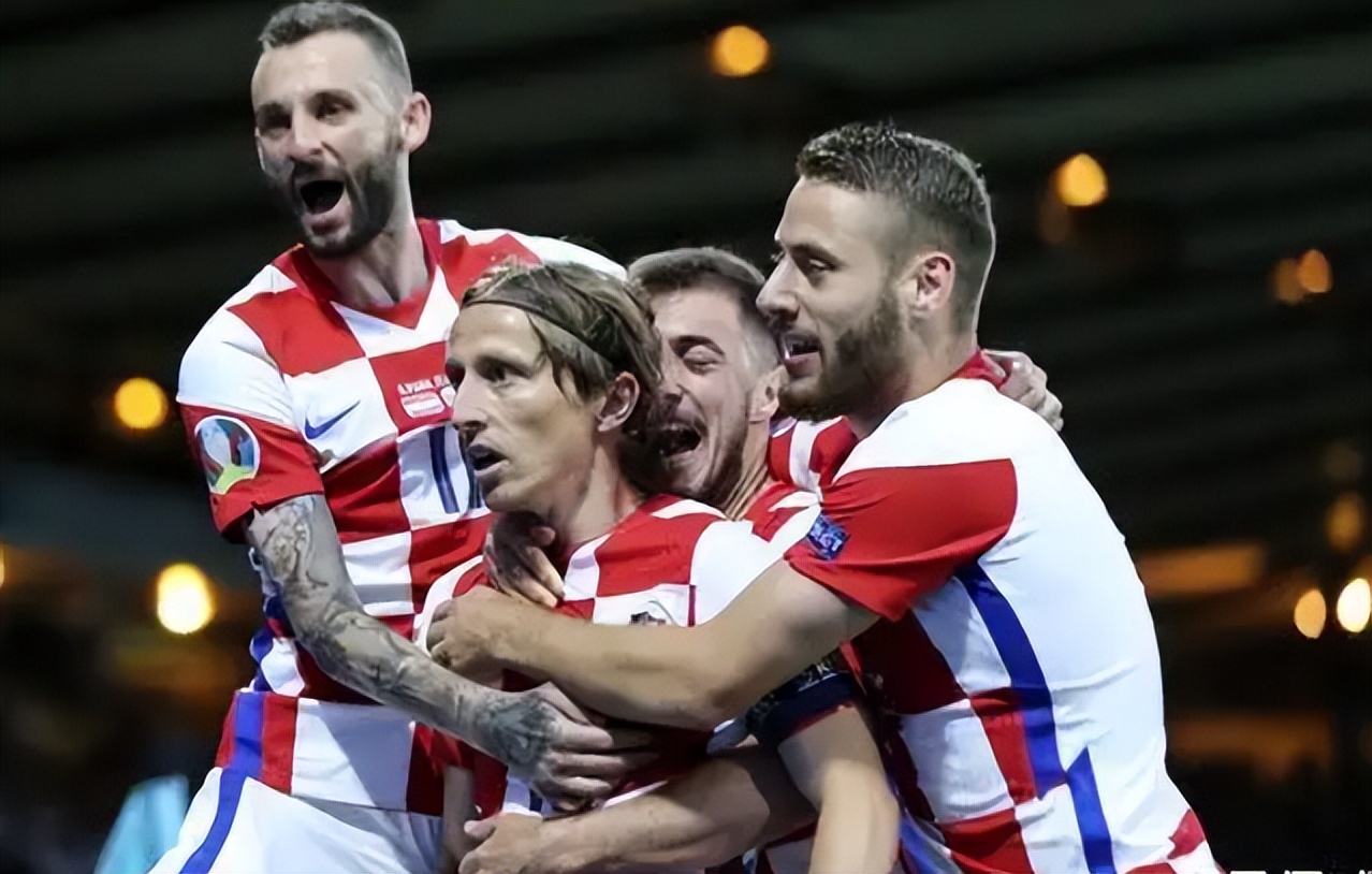 老鹰和狮子谁会赢,老鹰和狮子战斗视频