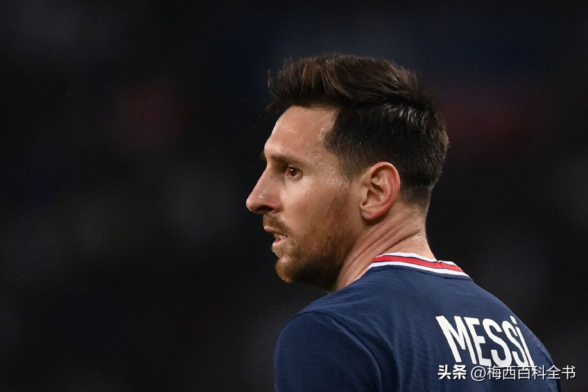 梅西最近几场比赛球衣被换,梅西或再披10号球衣未赢一场
