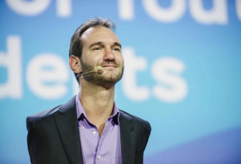 需要“硬气”的时代，如何消除“巨婴”？且听《新三字经》作答