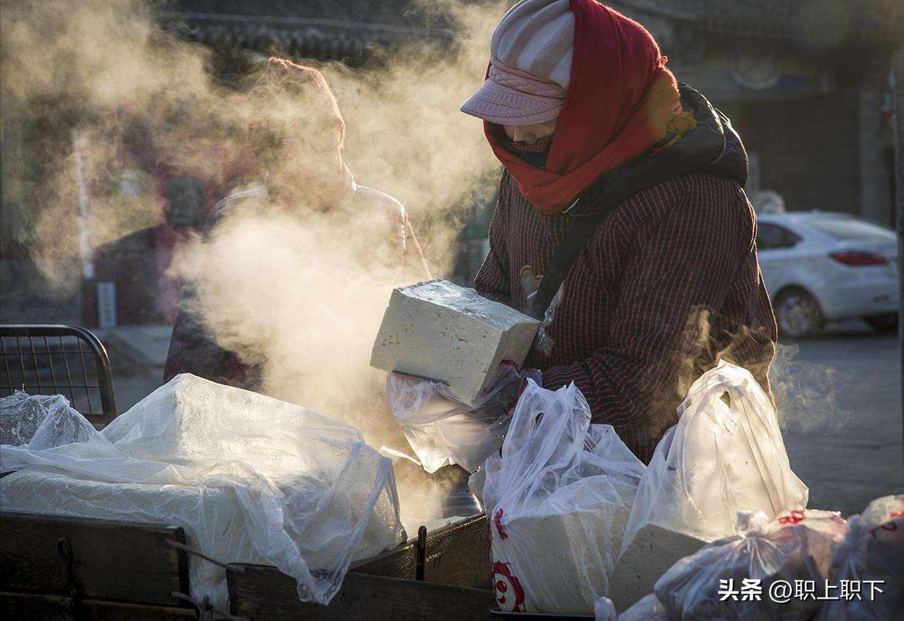 湖南邵阳夫妇在乡场镇给老人拍照月入过万,农村创业有五个风口
