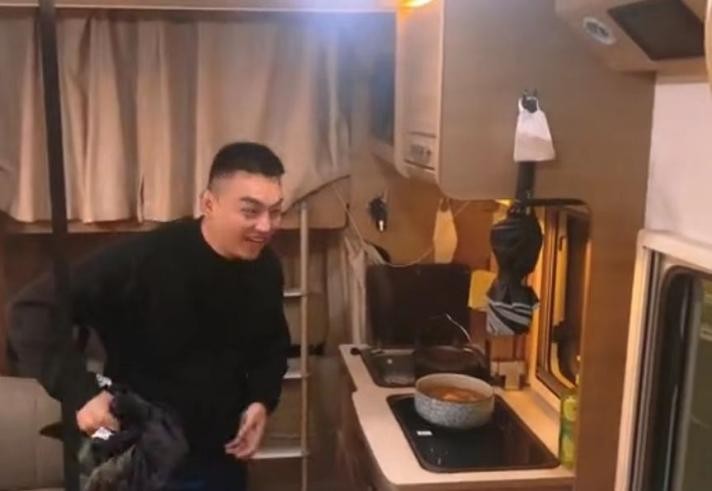 90后小孩做电商亏了20万,90后做生意亏了近5万