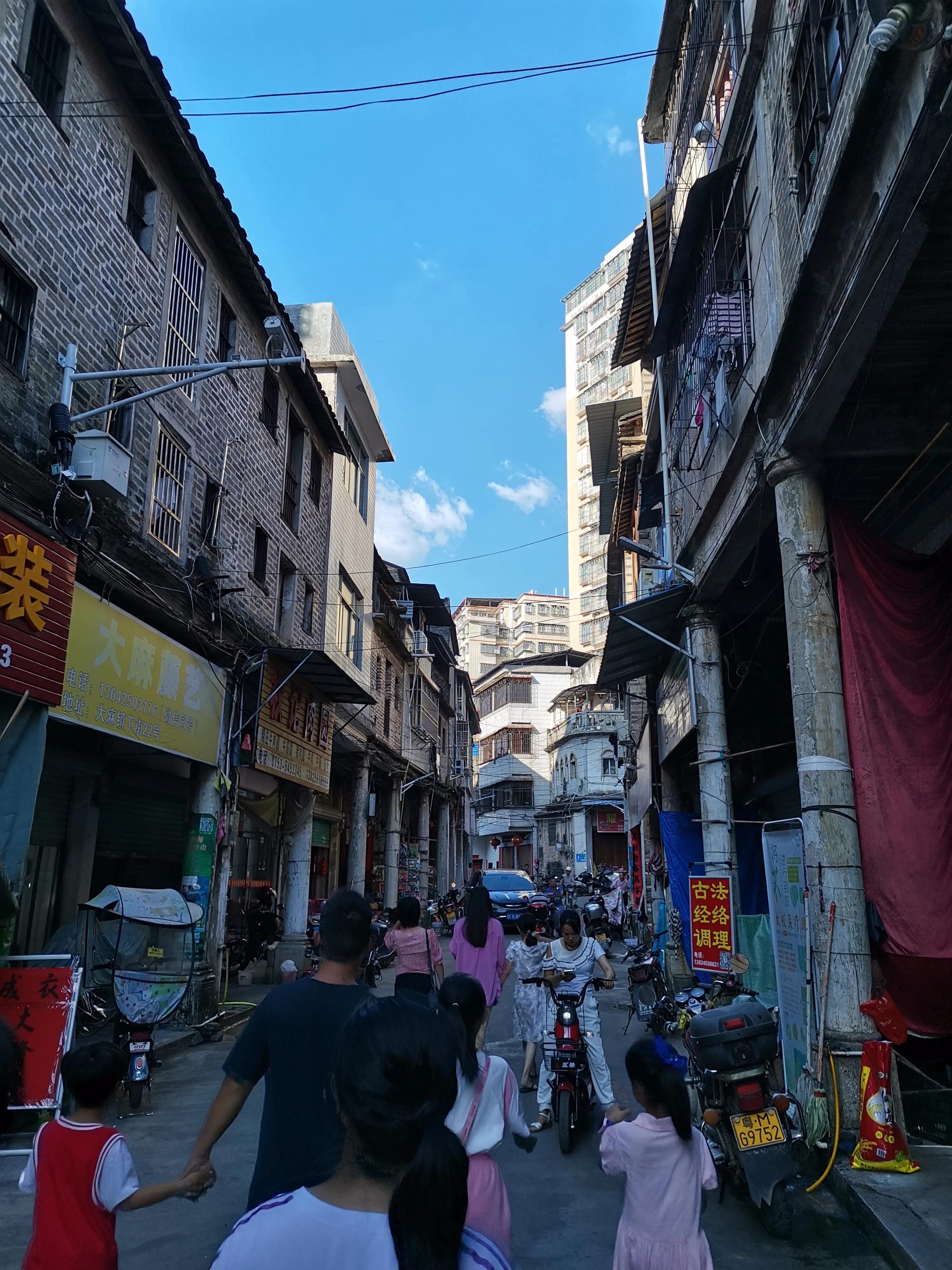 客家小镇集市视频,大麻镇客家话