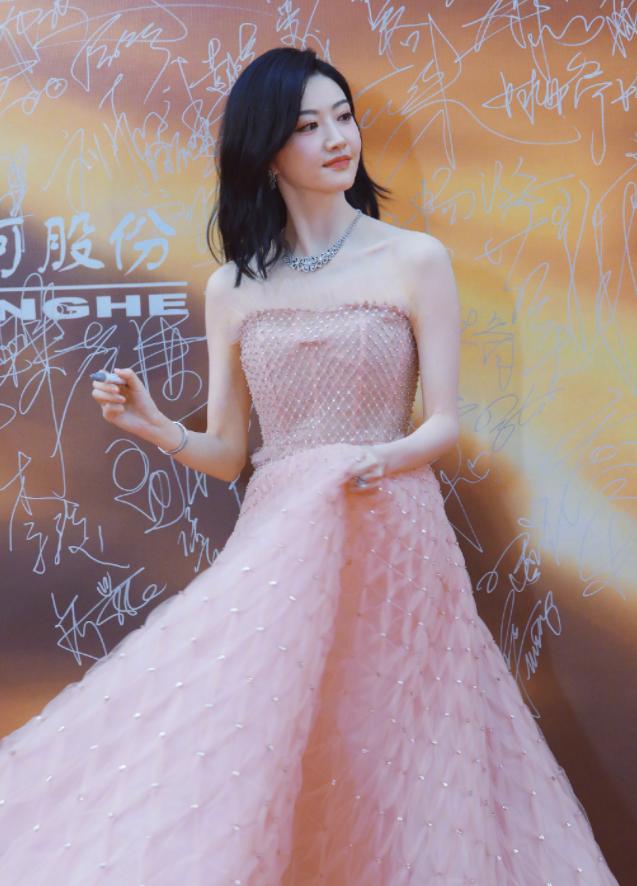 关晓彤于文文同框,于文文和关晓彤同框