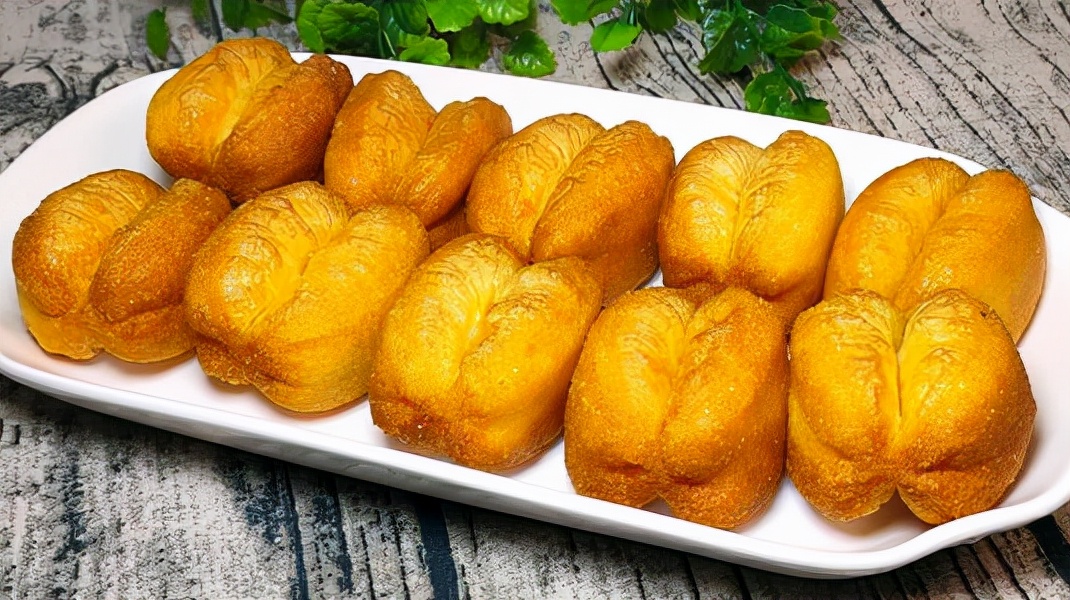 做油条不放苏打和泡粉,健康油条无矾无铝香酥大油条