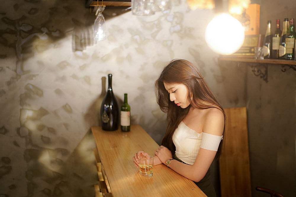 女子为丈夫还赌债,女子为男友欠下巨债后续