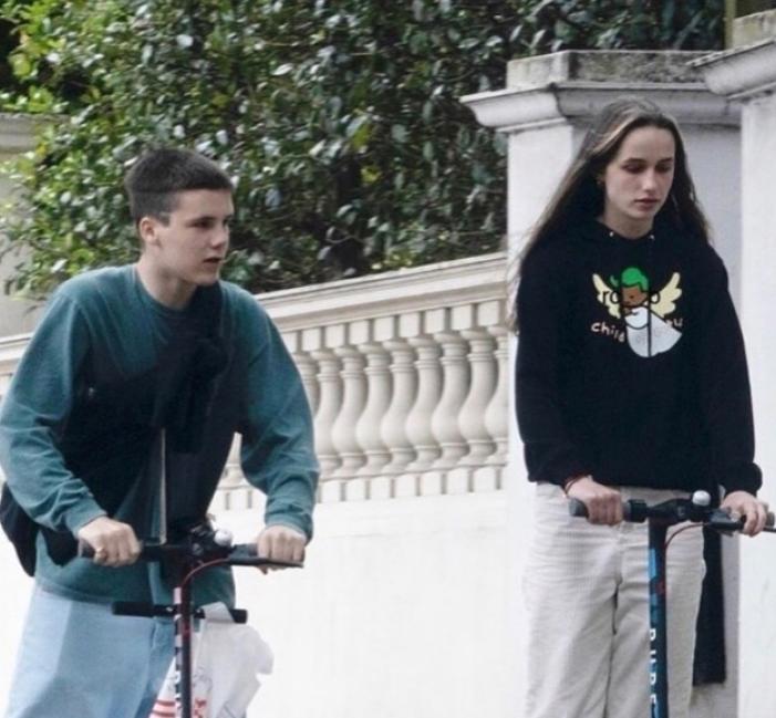 11岁小七近照曝光,贝克汉姆和超萌小七图片