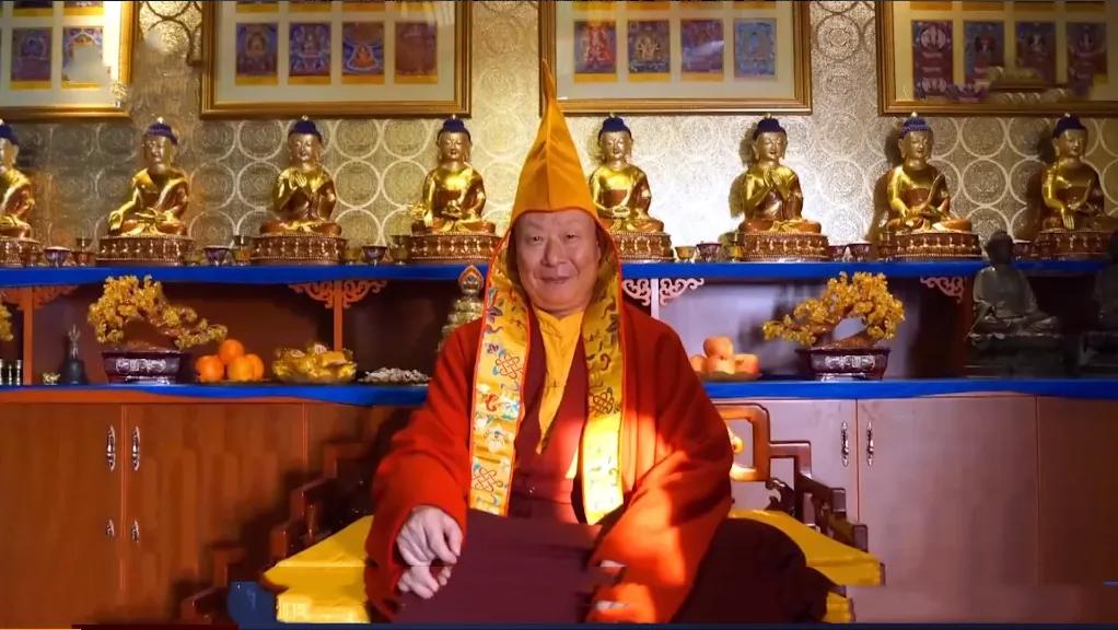 故事：假活佛王兴夫：敛财2亿，行骗数名女弟子，夜住五星级酒店