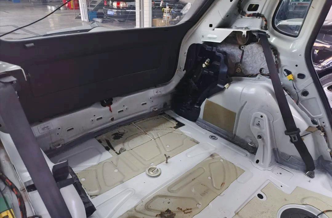 12年大众途观二手车翻新,大众途观外观塑料件翻新