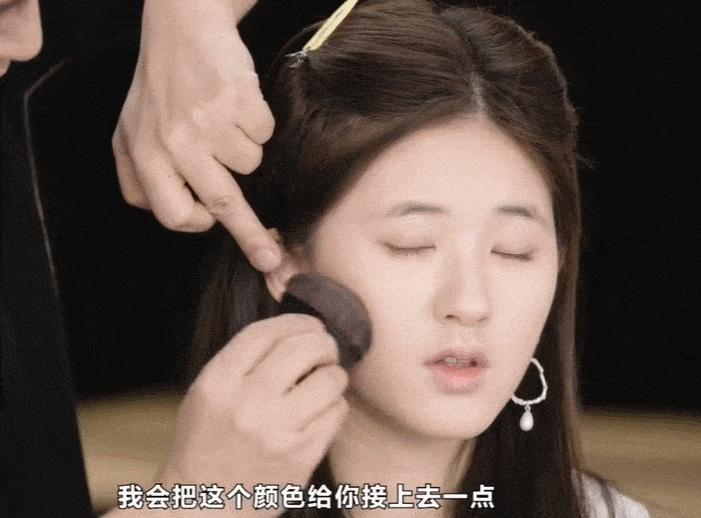 圆脸是最显年轻的脸,圆脸为什么那么耐看显年轻