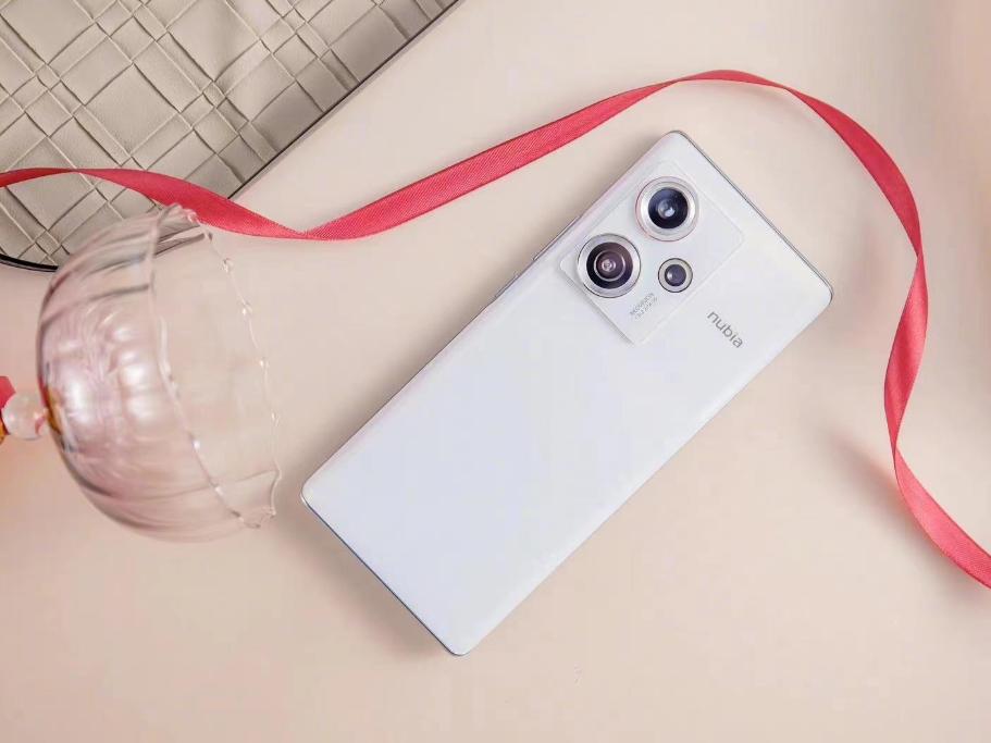 骁龙8+Gen1处理器怎么样,骁龙8gen1处理器哪个更好